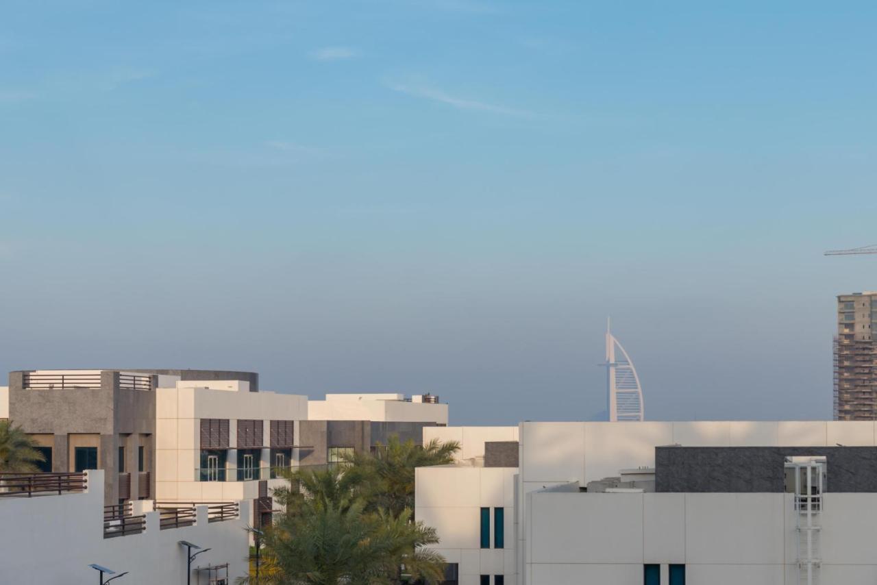Globalstay At Palm Jumeirah Beachfront Paradise With Pool And Gym Dubai Ngoại thất bức ảnh