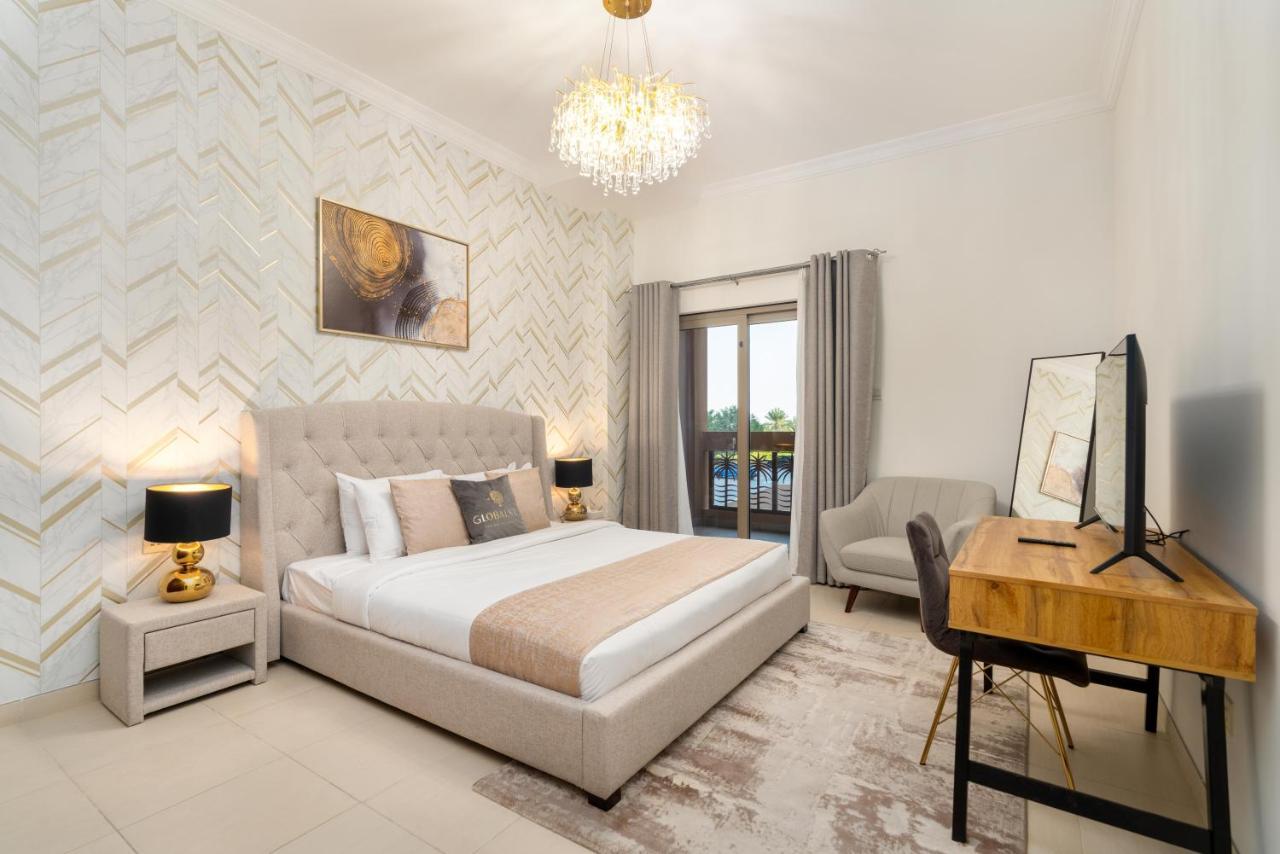 Globalstay At Palm Jumeirah Beachfront Paradise With Pool And Gym Dubai Ngoại thất bức ảnh